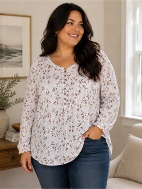 Denver Hayes Cream Long-Sleeve Tunic with Red Floral Print